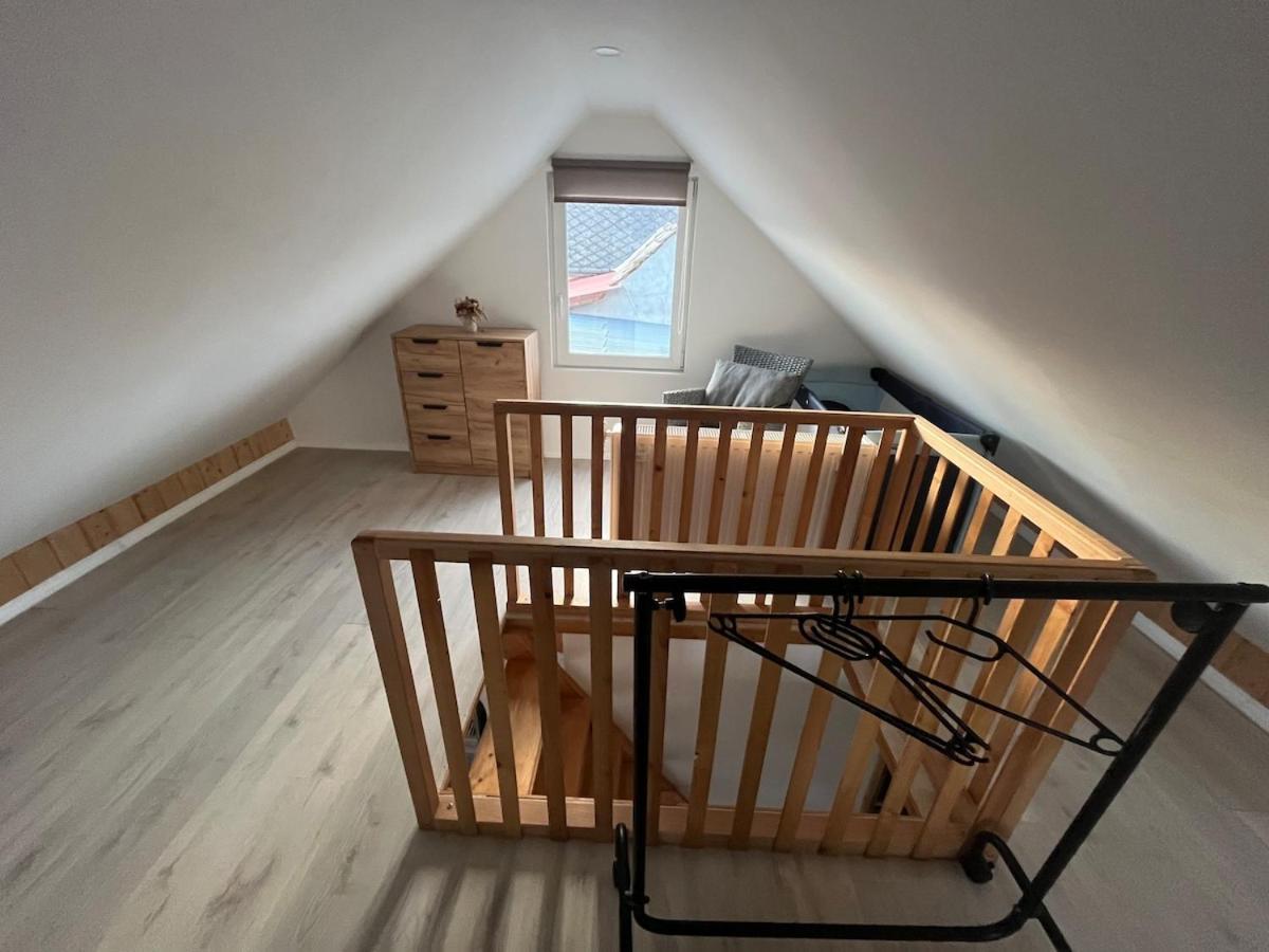 Tejfeles Vendeghaz Apartamento Porva Exterior foto