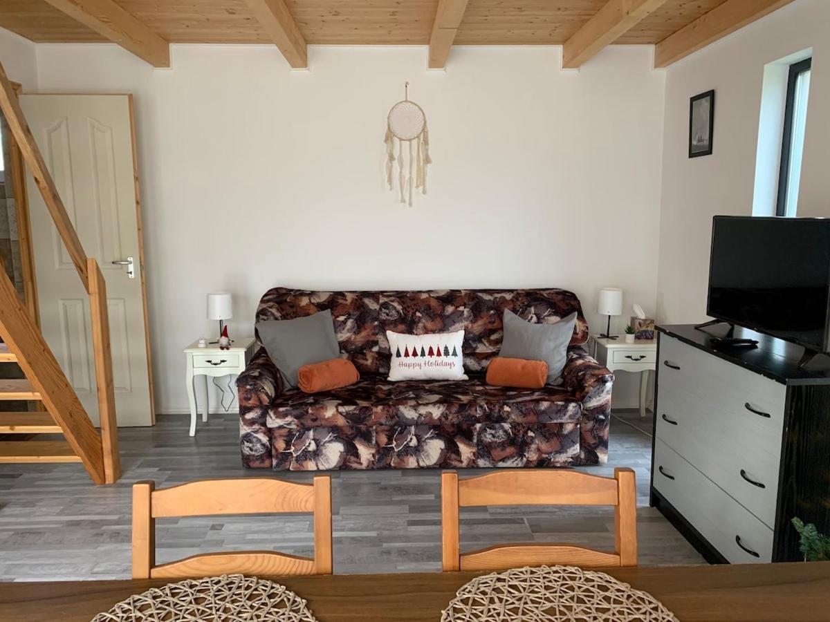 Tejfeles Vendeghaz Apartamento Porva Exterior foto