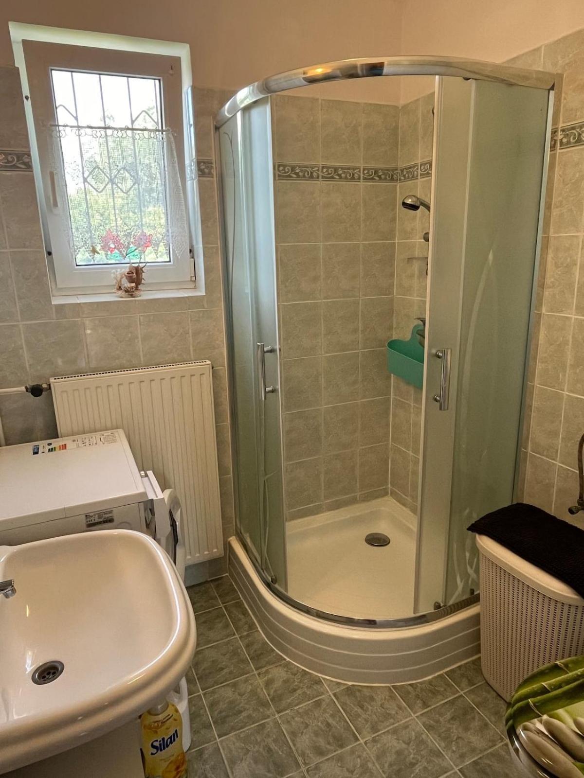 Tejfeles Vendeghaz Apartamento Porva Exterior foto